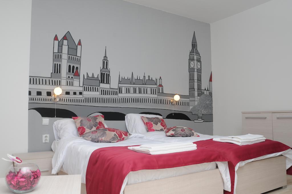 City Boutique Rooms Skopje Bagian luar foto