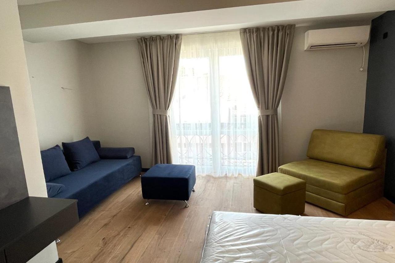 City Boutique Rooms Skopje Bagian luar foto