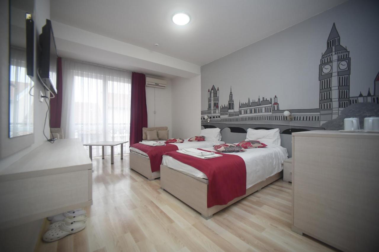 City Boutique Rooms Skopje Bagian luar foto
