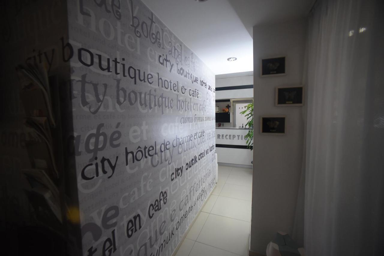 City Boutique Rooms Skopje Bagian luar foto